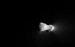 Firs Close Approach image of Comet Hartley 2.jpg