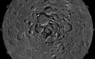 <h1>PIA00002:  North Pole Region of the Moon as Seen by Clementine</h1><div class="PIA00002" lang="en" style="width:800px;text-align:left;margin:auto;background-color:#000;padding:10px;max-height:150px;overflow:auto;"><p>Lunar mosaic of ~1500 Clementine images of the north polar region of the moon. The projection is orthographic centered on the north pole. The polar regions of the moon are of special interest because of the postulated occurrence of ice in permanently shadowed areas. The north pole of the moon is absent of the very rugged terrain seen at the south pole.<br /><br /><a href="http://photojournal.jpl.nasa.gov/catalog/PIA00002" onclick="window.open(this.href); return false;" title="Voir l'image 	 PIA00002:  North Pole Region of the Moon as Seen by Clementine	  sur le site de la NASA">Voir l'image 	 PIA00002:  North Pole Region of the Moon as Seen by Clementine	  sur le site de la NASA.</a></div>