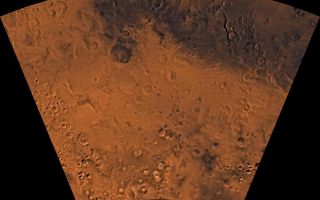 <h1>PIA00184:  MC-24 Phaethontis Region</h1><div class="PIA00184" lang="en" style="width:800px;text-align:left;margin:auto;background-color:#000;padding:10px;max-height:150px;overflow:auto;">Mars digital-image mosaic merged with color of the MC-24 quadrangle, Phaethontis region of Mars. The Phaethontis quadrangle is dominated by heavily cratered highlands and low-lying areas forming relatively smooth plains. Latitude range -65 to -30 degrees, longitude range 120 to 180.<br /><br /><a href="http://photojournal.jpl.nasa.gov/catalog/PIA00184" onclick="window.open(this.href); return false;" title="Voir l'image 	 PIA00184:  MC-24 Phaethontis Region	  sur le site de la NASA">Voir l'image 	 PIA00184:  MC-24 Phaethontis Region	  sur le site de la NASA.</a></div>