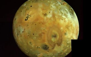 <h1>PIA02294:  Io 2x2 Mosaic</h1><div class="PIA02294" lang="en" style="width:800px;text-align:left;margin:auto;background-color:#000;padding:10px;max-height:150px;overflow:auto;">Perhaps the most spectacular of all the Voyager photos of Io is this mosaic obtained by Voyager 1 on March 5 at a range of 400,000 kilometers. A great variety of color and albedo is seen on the surface, now thought to be the result of surface deposits of various forms of sulfur and sulfur dioxide. The two great volcanoes Pele and Loki (upper left) are prominent.<br /><br /><a href="http://photojournal.jpl.nasa.gov/catalog/PIA02294" onclick="window.open(this.href); return false;" title="Voir l'image 	 PIA02294:  Io 2x2 Mosaic	  sur le site de la NASA">Voir l'image 	 PIA02294:  Io 2x2 Mosaic	  sur le site de la NASA.</a></div>