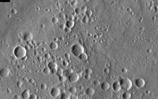 <h1>PIA05373:  THEMIS Images as Art #9</h1><div class="PIA05373" lang="en" style="width:488px;text-align:left;margin:auto;background-color:#000;padding:10px;max-height:150px;overflow:auto;">Released 12 February 2004<p />Humanity is a very visual species. We rely on our eyes to tell us what is going on in the world around us. Put any image in front of a person and that person will examine the picture looking for anything familiar. Even if the examiner has no idea what he/she is looking at in a picture, he/she will still be able to make a statement about the picture, usually preceded by the words "it looks like..." The image above is part of the surface of Mars, but is presented for its artistic value rather than its scientific value. When first viewed, this image solicited a statement that "it looks like..." something seen in everyday life.<p />Continuing the aquatic theme, today we go under the sea to view a cluster of bubbles. These dry, dusty craters give a view that is surprisingly wet-looking.<p />Note: this THEMIS visual image has not been radiometrically nor geometrically calibrated for this preliminary release. An empirical correction has been performed to remove instrumental effects. A linear shift has been applied in the cross-track and down-track direction to approximate spacecraft and planetary motion. Fully calibrated and geometrically projected images will be released through the Planetary Data System in accordance with Project policies at a later time.<p />NASA's Jet Propulsion Laboratory manages the 2001 Mars Odyssey mission for NASA's Office of Space Science, Washington, D.C. The Thermal Emission Imaging System (THEMIS) was developed by Arizona State University, Tempe, in collaboration with Raytheon Santa Barbara Remote Sensing. The THEMIS investigation is led by Dr. Philip Christensen at Arizona State University. Lockheed Martin Astronautics, Denver, is the prime contractor for the Odyssey project, and developed and built the orbiter. Mission operations are conducted jointly from Lockheed Martin and from JPL, a division of the California Institute of Technology in Pasadena.<br /><br /><a href="http://photojournal.jpl.nasa.gov/catalog/PIA05373" onclick="window.open(this.href); return false;" title="Voir l'image 	 PIA05373:  THEMIS Images as Art #9	  sur le site de la NASA">Voir l'image 	 PIA05373:  THEMIS Images as Art #9	  sur le site de la NASA.</a></div>
