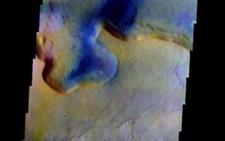 <h1>PIA06370:  Cliff Face</h1><div class="PIA06370" lang="en" style="width:612px;text-align:left;margin:auto;background-color:#000;padding:10px;max-height:150px;overflow:auto;"><a href="/figures/PIA06370_fig1.jpg"> </a><br /><p>Released 31 May 2004</br>This image was collected May 29, 2002 during northern spring season. The local time at the image location was about 3:30 pm. The image shows an area between Isidis Basin and Syrtis Major regions.</p><p>The THEMIS VIS camera is capable of capturing color images of the martian surface using its five different color filters. In this mode of operation, the spatial resolution and coverage of the image must be reduced to accommodate the additional data volume produced from the use of multiple filters. To make a color image, three of the five filter images (each in grayscale) are selected. Each is contrast enhanced and then converted to a red, green, or blue intensity image. These three images are then combined to produce a full color, single image. Because the THEMIS color filters don't span the full range of colors seen by the human eye, a color THEMIS image does not represent true color. Also, because each single-filter image is contrast enhanced before inclusion in the three-color image, the apparent color variation of the scene is exaggerated. Nevertheless, the color variation that does appear is representative of some change in color, however subtle, in the actual scene. Note that the long edges of THEMIS color images typically contain color artifacts that do not represent surface variation.</p><p>Image information: VIS instrument. Latitude 14, Longitude 79.1 East (28.9 West). 38 meter/pixel resolution.</p><p>Note: this THEMIS visual image has not been radiometrically nor geometrically calibrated for this preliminary release. An empirical correction has been performed to remove instrumental effects. A linear shift has been applied in the cross-track and down-track direction to approximate spacecraft and planetary motion. Fully calibrated and geometrically projected images will be released through the Planetary Data System in accordance with Project policies at a later time.</p><p>NASA's Jet Propulsion Laboratory manages the 2001 Mars Odyssey mission for NASA's Office of Space Science, Washington, D.C. The Thermal Emission Imaging System (THEMIS) was developed by Arizona State University, Tempe, in collaboration with Raytheon Santa Barbara Remote Sensing. The THEMIS investigation is led by Dr. Philip Christensen at Arizona State University. Lockheed Martin Astronautics, Denver, is the prime contractor for the Odyssey project, and developed and built the orbiter. Mission operations are conducted jointly from Lockheed Martin and from JPL, a division of the California Institute of Technology in Pasadena.</p><br /><br /><a href="http://photojournal.jpl.nasa.gov/catalog/PIA06370" onclick="window.open(this.href); return false;" title="Voir l'image 	 PIA06370:  Cliff Face	  sur le site de la NASA">Voir l'image 	 PIA06370:  Cliff Face	  sur le site de la NASA.</a></div>