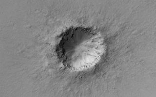 <h1>PIA06974:  Crater in Arabia</h1><div class="PIA06974" lang="en" style="width:800px;text-align:left;margin:auto;background-color:#000;padding:10px;max-height:150px;overflow:auto;"><p>28 October 2004<br >This high resolution Mars Global Surveyor (MGS) Mars Orbiter Camera (MOC) image shows a small meteor impact crater with bouldery ejecta in the Arabia Terra region of Mars. The image is located near 11.9°N, 342.2°W. The 300 meter scale bar is about 328 yards long. Sunlight illuminates the scene from the upper left.</p><br /><br /><a href="http://photojournal.jpl.nasa.gov/catalog/PIA06974" onclick="window.open(this.href); return false;" title="Voir l'image 	 PIA06974:  Crater in Arabia	  sur le site de la NASA">Voir l'image 	 PIA06974:  Crater in Arabia	  sur le site de la NASA.</a></div>