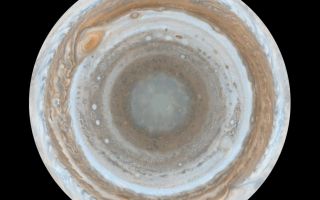 <h1>PIA07784:  Cassini's Best Maps of Jupiter (South Polar Map)</h1><div class="PIA07784" lang="en" style="width:800px;text-align:left;margin:auto;background-color:#000;padding:10px;max-height:150px;overflow:auto;"><p><a href="/figures/PIA07784_fig1.jpg"></a><a href="/figures/PIA07784_fig2.jpg"></a>South Polar without GridSouth Polar with Grid</p><p>These color maps of Jupiter were constructed from images taken by the narrow-angle camera onboard NASA's Cassini spacecraft on Dec. 11 and 12, 2000, as the spacecraft neared Jupiter during its flyby of the giant planet. Cassini was on its way to Saturn. They are the most detailed global color maps of Jupiter ever produced; the smallest visible features are about 120 kilometers (75 miles) across. For other maps see <a href="/catalog/PIA07782">PIA07782</a> and <a href="/catalog/PIA07783">PIA07783</a>.</p><p>The maps are composed of 36 images: a pair of images covering Jupiter's northern and southern hemispheres was acquired in two colors every hour for nine hours as Jupiter rotated beneath the spacecraft. Although the raw images are in just two colors, 750 nanometers (near-infrared) and 451 nanometers (blue), the map's colors are close to those the human eye would see when gazing at Jupiter.</p><p>The maps show a variety of colorful cloud features, including parallel reddish-brown and white bands, the Great Red Spot, multi-lobed chaotic regions, white ovals and many small vortices. Many clouds appear in streaks and waves due to continual stretching and folding by Jupiter's winds and turbulence. The bluish-gray features along the north edge of the central bright band are equatorial "hot spots," meteorological systems such as the one entered by NASA's Galileo probe. Small bright spots within the orange band north of the equator are lightning-bearing thunderstorms. The polar regions shown here are less clearly visible because Cassini viewed them at an angle and through thicker atmospheric haze.</p><p>The round maps are polar stereographic projections that show the north or south pole in the center of the map and the equator at the edge.</p><p>The Cassini-Huygens mission is a cooperative project of NASA, the European Space Agency and the Italian Space Agency. The Jet Propulsion Laboratory, a division of the California Institute of Technology in Pasadena, manages the mission for NASA's Science Mission Directorate, Washington, D.C. The Cassini orbiter and its two onboard cameras were designed, developed and assembled at JPL. The imaging operations center is based at the Space Science Institute in Boulder, Colo.</p><p>For more information about the Cassini-Huygens mission visit <a href="http://saturn.jpl.nasa.gov">http://saturn.jpl.nasa.gov/home/index.cfm</a>. The Cassini imaging team homepage is at <a href="http://ciclops.org">http://ciclops.org</a>.</p><br /><br /><a href="http://photojournal.jpl.nasa.gov/catalog/PIA07784" onclick="window.open(this.href); return false;" title="Voir l'image 	 PIA07784:  Cassini's Best Maps of Jupiter (South Polar Map)	  sur le site de la NASA">Voir l'image 	 PIA07784:  Cassini's Best Maps of Jupiter (South Polar Map)	  sur le site de la NASA.</a></div>