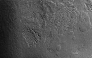 <h1>PIA07936:  Old Crater</h1><div class="PIA07936" lang="en" style="width:583px;text-align:left;margin:auto;background-color:#000;padding:10px;max-height:150px;overflow:auto;"><p>7 May 2005<br />This Mars Global Surveyor (MGS) Mars Orbiter Camera (MOC) image shows the walls and floor of an old impact crater in northeastern Tempe Terra.</p><p>Location near: 46.2°N, 59.5°W <br />Image width: ~3 km (~1.9 mi) <br />Illumination from: lower left <br />Season: Northern Summer <br /></p><br /><br /><a href="http://photojournal.jpl.nasa.gov/catalog/PIA07936" onclick="window.open(this.href); return false;" title="Voir l'image 	 PIA07936:  Old Crater	  sur le site de la NASA">Voir l'image 	 PIA07936:  Old Crater	  sur le site de la NASA.</a></div>