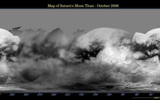 <h1>PIA08346:  Map of Titan - December 2006</h1><div class="PIA08346" lang="en" style="width:800px;text-align:left;margin:auto;background-color:#000;padding:10px;max-height:150px;overflow:auto;"><p><a href="/figures/PIA08346_fig1.jpg"></a><br />Annotated Version</p><p>This global digital map of Titan was created using data taken by the Cassini spacecraft Imaging Science Subsystem (ISS).</p><p>The data here consist of images taken using a filter centered at 938 nanometers, allowing researchers to examine albedo (or inherent brightness) variations across the surface of Titan. Due to the scattering of light by Titan's dense atmosphere, no topographic shading is visible in these images.</p><p>The map is an equidistant projection and has a scale of 2 kilometers (1.25 miles) per pixel. Equidistant projections preserve distances on a body, with some distortion of area and direction. Actual resolution varies greatly across the map, with the best coverage (close to the map scale) near the center and edges of the map and the worst coverage on the trailing hemisphere (centered around 270 degrees west longitude).</p><p>Coverage should improve in some of the poorly covered areas starting in February 2007, when northern Belet, Adiri, and Dilmun will be imaged. Imaging coverage in the northern polar region, currently blank on this map, will improve over the next few years, as Titan approaches vernal equinox in August 2009.</p><p>The mean radius of Titan used for projection of this map is 2,575 kilometers (1,600 miles). Until a control network is created for Titan, the satellite is assumed to be spherical.</p><p>The named features are designated by the International Astronomical Union. (A "facula" on Titan is a bright spot; a "macula" is a dark spot.)</p><p>This map demonstrates how our knowledge of Titan's surface has been vastly improved since Cassini arrived and began mapping the outsize moon. See <a href="/catalog/PIA06086">PIA06086</a> for an earlier Cassini map of Titan.</p><p>The Cassini-Huygens mission is a cooperative project of NASA, the European Space Agency and the Italian Space Agency. The Jet Propulsion Laboratory, a division of the California Institute of Technology in Pasadena, manages the mission for NASA's Science Mission Directorate, Washington, D.C. The Cassini orbiter and its two onboard cameras were designed, developed and assembled at JPL. The imaging operations center is based at the Space Science Institute in Boulder, Colo.</p><p>For more information about the Cassini-Huygens mission visit <a href="http://saturn.jpl.nasa.gov">http://saturn.jpl.nasa.gov/home/index.cfm</a>. The Cassini imaging team homepage is at <a href="http://ciclops.org">http://ciclops.org</a>.</p><br /><br /><a href="http://photojournal.jpl.nasa.gov/catalog/PIA08346" onclick="window.open(this.href); return false;" title="Voir l'image 	 PIA08346:  Map of Titan - December 2006	  sur le site de la NASA">Voir l'image 	 PIA08346:  Map of Titan - December 2006	  sur le site de la NASA.</a></div>