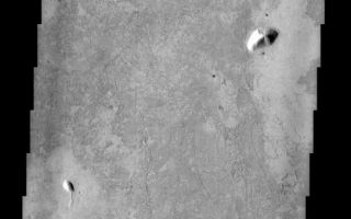 <h1>PIA08463:  Platy Flows</h1><div class="PIA08463" lang="en" style="width:543px;text-align:left;margin:auto;background-color:#000;padding:10px;max-height:150px;overflow:auto;"><p><a href="/figures/PIA08463_fig1.jpg"></a><br><b>Context image for PIA08463<br />Platy Flows</b></p><p>This region of platy lava flows is located in Elysium Planitia. The channel at the bottom of the image may have been the source of the lava.<p>Image information: VIS instrument. Latitude 4.8N, Longitude 156.1E. 18 meter/pixel resolution.</p><p>Please see the <a href="http://themis.asu.edu/terms" target="_blank">THEMIS Data Citation Note</a> for details on crediting THEMIS images. </p><p>Note: this THEMIS visual image has not been radiometrically nor geometrically calibrated for this preliminary release. An empirical correction has been performed to remove instrumental effects. A linear shift has been applied in the cross-track and down-track direction to approximate spacecraft and planetary motion. Fully calibrated and geometrically projected images will be released through the Planetary Data System in accordance with Project policies at a later time.</p><p>NASA's Jet Propulsion Laboratory manages the 2001 Mars Odyssey mission for NASA's Office of Space Science, Washington, D.C. The Thermal Emission Imaging System (THEMIS) was developed by Arizona State University, Tempe, in collaboration with Raytheon Santa Barbara Remote Sensing. The THEMIS investigation is led by Dr. Philip Christensen at Arizona State University. Lockheed Martin Astronautics, Denver, is the prime contractor for the Odyssey project, and developed and built the orbiter. Mission operations are conducted jointly from Lockheed Martin and from JPL, a division of the California Institute of Technology in Pasadena.</p><br /><br /><a href="http://photojournal.jpl.nasa.gov/catalog/PIA08463" onclick="window.open(this.href); return false;" title="Voir l'image 	 PIA08463:  Platy Flows	  sur le site de la NASA">Voir l'image 	 PIA08463:  Platy Flows	  sur le site de la NASA.</a></div>