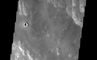<h1>PIA09293:  Bright Dunes</h1><div class="PIA09293" lang="en" style="width:554px;text-align:left;margin:auto;background-color:#000;padding:10px;max-height:150px;overflow:auto;"><p><a href="/figures/PIA09293_fig1.jpg"></a><br><b>Context image for PIA09293<br />Bright Dunes</b></p><p>These small, bright, linear dunes are located on lava flows from Arsia Mons.<p>Image information: VIS instrument. Latitude -17.8N, Longitude 247.1E. 17 meter/pixel resolution.</p><p>Please see the <a href="http://themis.asu.edu/terms" target="_blank">THEMIS Data Citation Note</a> for details on crediting THEMIS images.</p><p>Note: this THEMIS visual image has not been radiometrically nor geometrically calibrated for this preliminary release. An empirical correction has been performed to remove instrumental effects. A linear shift has been applied in the cross-track and down-track direction to approximate spacecraft and planetary motion. Fully calibrated and geometrically projected images will be released through the Planetary Data System in accordance with Project policies at a later time.</p><p>NASA's Jet Propulsion Laboratory manages the 2001 Mars Odyssey mission for NASA's Office of Space Science, Washington, D.C. The Thermal Emission Imaging System (THEMIS) was developed by Arizona State University, Tempe, in collaboration with Raytheon Santa Barbara Remote Sensing. The THEMIS investigation is led by Dr. Philip Christensen at Arizona State University. Lockheed Martin Astronautics, Denver, is the prime contractor for the Odyssey project, and developed and built the orbiter. Mission operations are conducted jointly from Lockheed Martin and from JPL, a division of the California Institute of Technology in Pasadena.</p><br /><br /><a href="http://photojournal.jpl.nasa.gov/catalog/PIA09293" onclick="window.open(this.href); return false;" title="Voir l'image 	 PIA09293:  Bright Dunes	  sur le site de la NASA">Voir l'image 	 PIA09293:  Bright Dunes	  sur le site de la NASA.</a></div>