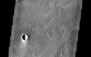 <h1>PIA10033:  Arsia Flows</h1><div class="PIA10033" lang="en" style="width:560px;text-align:left;margin:auto;background-color:#000;padding:10px;max-height:150px;overflow:auto;"><p><a href="/figures/PIA10033_fig1.jpg"></a><br><b>Context image for PIA10033<br />Arsia Flows</b></p><p>A wide variety of surface textures can be found in this VIS image of lava flows from Arsia Mons.<p>Image information: VIS instrument. Latitude -19.0N, Longitude 232.1E. 18 meter/pixel resolution.</p><p>Please see the <a href="http://themis.asu.edu/terms" target="_blank">THEMIS Data Citation Note</a> for details on crediting THEMIS images.</p><p>Note: this THEMIS visual image has not been radiometrically nor geometrically calibrated for this preliminary release. An empirical correction has been performed to remove instrumental effects. A linear shift has been applied in the cross-track and down-track direction to approximate spacecraft and planetary motion. Fully calibrated and geometrically projected images will be released through the Planetary Data System in accordance with Project policies at a later time.</p><p>NASA's Jet Propulsion Laboratory manages the 2001 Mars Odyssey mission for NASA's Office of Space Science, Washington, D.C. The Thermal Emission Imaging System (THEMIS) was developed by Arizona State University, Tempe, in collaboration with Raytheon Santa Barbara Remote Sensing. The THEMIS investigation is led by Dr. Philip Christensen at Arizona State University. Lockheed Martin Astronautics, Denver, is the prime contractor for the Odyssey project, and developed and built the orbiter. Mission operations are conducted jointly from Lockheed Martin and from JPL, a division of the California Institute of Technology in Pasadena.</p><br /><br /><a href="http://photojournal.jpl.nasa.gov/catalog/PIA10033" onclick="window.open(this.href); return false;" title="Voir l'image 	 PIA10033:  Arsia Flows	  sur le site de la NASA">Voir l'image 	 PIA10033:  Arsia Flows	  sur le site de la NASA.</a></div>