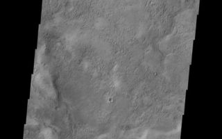 <h1>PIA10261:  Copernicus Dunes</h1><div class="PIA10261" lang="en" style="width:544px;text-align:left;margin:auto;background-color:#000;padding:10px;max-height:150px;overflow:auto;"><p><a href="/figures/PIA10261_fig1.jpg"></a><br><b>Context image for PIA10261<br />Copernicus Dunes</b></p><p>These small, isolated dunes are located near the northeast margin of Copernicus Crater.<p>Image information: VIS instrument. Latitude -47.9N, Longitude 193.1E. 17 meter/pixel resolution.</p><p>Please see the <a href="http://themis.asu.edu/terms" target="_blank">THEMIS Data Citation Note</a> for details on crediting THEMIS images.</p><p>Note: this THEMIS visual image has not been radiometrically nor geometrically calibrated for this preliminary release. An empirical correction has been performed to remove instrumental effects. A linear shift has been applied in the cross-track and down-track direction to approximate spacecraft and planetary motion. Fully calibrated and geometrically projected images will be released through the Planetary Data System in accordance with Project policies at a later time.</p><p>NASA's Jet Propulsion Laboratory manages the 2001 Mars Odyssey mission for NASA's Office of Space Science, Washington, D.C. The Thermal Emission Imaging System (THEMIS) was developed by Arizona State University, Tempe, in collaboration with Raytheon Santa Barbara Remote Sensing. The THEMIS investigation is led by Dr. Philip Christensen at Arizona State University. Lockheed Martin Astronautics, Denver, is the prime contractor for the Odyssey project, and developed and built the orbiter. Mission operations are conducted jointly from Lockheed Martin and from JPL, a division of the California Institute of Technology in Pasadena.</p><br /><br /><a href="http://photojournal.jpl.nasa.gov/catalog/PIA10261" onclick="window.open(this.href); return false;" title="Voir l'image 	 PIA10261:  Copernicus Dunes	  sur le site de la NASA">Voir l'image 	 PIA10261:  Copernicus Dunes	  sur le site de la NASA.</a></div>