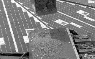 <h1>PIA10783:  Sprinkle Test by Phoenix's Robotic Arm (Movie)</h1><div class="PIA10783" lang="en" style="width:800px;text-align:left;margin:auto;background-color:#000;padding:10px;max-height:150px;overflow:auto;"><p>NASA's Phoenix Mars Lander used its Robotic Arm during the mission's 15th Martian day since landing (June 9, 2008) to test a "sprinkle" method for delivering small samples of soil to instruments on the lander deck.</p>This sequence of four images from the spacecraft's Surface Stereo Imager covers a period of 20 minutes from beginning to end of the activity.</p><p>In the single delivery of a soil sample to a Phoenix instrument prior to this test, the arm brought the scooped up soil over the instrument's opened door and turned over the scoop to release the soil. The sprinkle technique, by contrast, holds the scoop at a steady angle and vibrates the scoop by running the motorized rasp located beneath the scoop. This gently jostles some material out of the scoop to the target below.</p><p>For this test, the target was near the upper end the cover of the Microscopy, Electrochemistry and Conductivity Analyzer instrument suite, or MECA. The cover is 20 centimeters (7.9 inches) across. The scoop is about 8.5 centimeters (3.3 inches) across.</p><p>Based on the test's success in delivering a small quantity and fine-size particles, the Phoenix team plans to use the sprinkle method for delivering samples to MECA and to the Thermal and Evolved-Gas Analyzer, or TEGA. The next planned delivery is to MECA's Optical Microscope, via the port in the MECA cover visible at the bottom of these images.</p><p>The Phoenix Mission is led by the University of Arizona, Tucson, on behalf of NASA. Project management of the mission is by NASA's Jet Propulsion Laboratory, Pasadena, Calif. Spacecraft development is by Lockheed Martin Space Systems, Denver.<br /><br /><a href="http://photojournal.jpl.nasa.gov/catalog/PIA10783" onclick="window.open(this.href); return false;" title="Voir l'image 	 PIA10783:  Sprinkle Test by Phoenix's Robotic Arm (Movie)	  sur le site de la NASA">Voir l'image 	 PIA10783:  Sprinkle Test by Phoenix's Robotic Arm (Movie)	  sur le site de la NASA.</a></div>