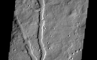 <h1>PIA10868:  Terra Sabaea</h1><div class="PIA10868" lang="en" style="width:566px;text-align:left;margin:auto;background-color:#000;padding:10px;max-height:150px;overflow:auto;"><p><a href="/figures/PIA10868_fig1.jpg"></a><br><b>Context image for PIA10868<br />Terra Sabaea</b></p><p>The channel in this VIS image is located in the plains of Terra Sabaea.<p>Image information: VIS instrument. Latitude 33.6N, Longitude 49.4E. 19 meter/pixel resolution.</p><p>Please see the <a href="http://themis.asu.edu/terms" target="_blank">THEMIS Data Citation Note</a> for details on crediting THEMIS images.</p><p>Note: this THEMIS visual image has not been radiometrically nor geometrically calibrated for this preliminary release. An empirical correction has been performed to remove instrumental effects. A linear shift has been applied in the cross-track and down-track direction to approximate spacecraft and planetary motion. Fully calibrated and geometrically projected images will be released through the Planetary Data System in accordance with Project policies at a later time.</p><p>NASA's Jet Propulsion Laboratory manages the 2001 Mars Odyssey mission for NASA's Office of Space Science, Washington, D.C. The Thermal Emission Imaging System (THEMIS) was developed by Arizona State University, Tempe, in collaboration with Raytheon Santa Barbara Remote Sensing. The THEMIS investigation is led by Dr. Philip Christensen at Arizona State University. Lockheed Martin Astronautics, Denver, is the prime contractor for the Odyssey project, and developed and built the orbiter. Mission operations are conducted jointly from Lockheed Martin and from JPL, a division of the California Institute of Technology in Pasadena.<br /><br /><a href="http://photojournal.jpl.nasa.gov/catalog/PIA10868" onclick="window.open(this.href); return false;" title="Voir l'image 	 PIA10868:  Terra Sabaea	  sur le site de la NASA">Voir l'image 	 PIA10868:  Terra Sabaea	  sur le site de la NASA.</a></div>