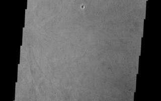 <h1>PIA10897:  Surface Texture</h1><div class="PIA10897" lang="en" style="width:572px;text-align:left;margin:auto;background-color:#000;padding:10px;max-height:150px;overflow:auto;"><p><a href="/figures/PIA10897_fig1.jpg"></a><br><b>Context image for PIA10897<br />Surface Texture</b></p><p>This VIS image shows part of the floor of Echus Chasma. The unusual texture is likely a result of lava flows.<p>Image information: VIS instrument. Latitude -0.2N, Longitude 280.0E. 18 meter/pixel resolution.</p><p>Please see the <a href="http://themis.asu.edu/terms" target="_blank">THEMIS Data Citation Note</a> for details on crediting THEMIS images.</p><p>Note: this THEMIS visual image has not been radiometrically nor geometrically calibrated for this preliminary release. An empirical correction has been performed to remove instrumental effects. A linear shift has been applied in the cross-track and down-track direction to approximate spacecraft and planetary motion. Fully calibrated and geometrically projected images will be released through the Planetary Data System in accordance with Project policies at a later time.</p><p>NASA's Jet Propulsion Laboratory manages the 2001 Mars Odyssey mission for NASA's Office of Space Science, Washington, D.C. The Thermal Emission Imaging System (THEMIS) was developed by Arizona State University, Tempe, in collaboration with Raytheon Santa Barbara Remote Sensing. The THEMIS investigation is led by Dr. Philip Christensen at Arizona State University. Lockheed Martin Astronautics, Denver, is the prime contractor for the Odyssey project, and developed and built the orbiter. Mission operations are conducted jointly from Lockheed Martin and from JPL, a division of the California Institute of Technology in Pasadena.<br /><br /><a href="http://photojournal.jpl.nasa.gov/catalog/PIA10897" onclick="window.open(this.href); return false;" title="Voir l'image 	 PIA10897:  Surface Texture	  sur le site de la NASA">Voir l'image 	 PIA10897:  Surface Texture	  sur le site de la NASA.</a></div>