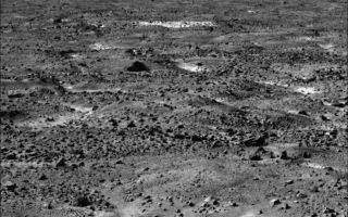 <h1>PIA11155:  Martian Dust Devil Movie, Phoenix Sol 104</h1><div class="PIA11155" lang="en" style="width:800px;text-align:left;margin:auto;background-color:#000;padding:10px;max-height:150px;overflow:auto;"><p>The Surface Stereo Imager on NASA's Phoenix Mars Lander caught this dust devil in action west of the lander in four frames shot about 50 seconds apart from each other between 11:53 a.m. and 11:56 a.m. local Mars time on Sol 104, or the 104th Martian day of the mission, Sept. 9, 2008.</p><p>Dust devils have not been detected in any Phoenix images from earlier in the mission, but at least six were observed in a dozen images taken on Sol 104.</p><p>Dust devils are whirlwinds that often occur when the Sun heats the surface of Mars, or some areas on Earth. The warmed surface heats the layer of atmosphere closest to it, and the warm air rises in a whirling motion, stirring dust up from the surface like a miniature tornado.</p><p>The dust devil visible in this sequence was about 1,000 meters (about 3,300 feet) from the lander when the first frame was taken, and had moved to about 1,700 meters (about 5,600 feet) away by the time the last frame was taken about two and a half minutes later. The dust devil was moving westward at an estimated speed of 5 meters per second (11 miles per hour), which is similar to typical late-morning wind speed and direction indicated by the telltale wind gauge on Phoenix.</p><p>This dust devil is about 5 meters (16 feet) in diameter. This is much smaller than dust devils that have been observed by NASA's Mars Exploration Rover Spirit much closer to the equator. It is closer in size to dust devils seen from orbit in the Phoenix landing region, though still smaller than those..</p><p>The image has been enhanced to make the dust devil easier to see. Some ofthe frame-to-frame differences in the appearance of foreground rocks is because each frame was taken through a different color filter.</p><p>The Phoenix Mission is led by the University of Arizona, Tucson, on behalf of NASA. Project management of the mission is by NASA's Jet Propulsion Laboratory, Pasadena, Calif. Spacecraft development is by Lockheed Martin Space Systems, Denver.<br /><br /><a href="http://photojournal.jpl.nasa.gov/catalog/PIA11155" onclick="window.open(this.href); return false;" title="Voir l'image 	 PIA11155:  Martian Dust Devil Movie, Phoenix Sol 104	  sur le site de la NASA">Voir l'image 	 PIA11155:  Martian Dust Devil Movie, Phoenix Sol 104	  sur le site de la NASA.</a></div>