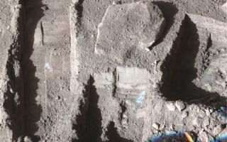 <h1>PIA11382:  Phoenix Deepens Trenches on Mars</h1><div class="PIA11382" lang="en" style="width:800px;text-align:left;margin:auto;background-color:#000;padding:10px;max-height:150px;overflow:auto;"><p>The Surface Stereo Imager on NASA's Phoenix Mars Lander took this false color image on Oct. 21, 2008, during the 145th Martian day, or sol, since landing. The white areas seen in these trenches are part of an ice layer beneath the soil.</p><p>The trench on the upper left, called "Upper Cupboard," is about 60 centimeters (24 inches) long and 3 centimeters (1 inch) deep. The trench in the middle, called "Ice Man," is about 30 centimeters (12 inches) long and 3 centimeters (1 inch) deep. The trench on the right, called "La Mancha," is about 31 centimeters (12 inches) and 5 centimeters (2 inches) deep.</p><p>The Phoenix mission is led by the University of Arizona, Tucson, on behalf of NASA. Project management of the mission is by NASA's Jet Propulsion Laboratory, Pasadena, Calif. Spacecraft development is by Lockheed Martin Space Systems, Denver.<br /><br /><a href="http://photojournal.jpl.nasa.gov/catalog/PIA11382" onclick="window.open(this.href); return false;" title="Voir l'image 	 PIA11382:  Phoenix Deepens Trenches on Mars	  sur le site de la NASA">Voir l'image 	 PIA11382:  Phoenix Deepens Trenches on Mars	  sur le site de la NASA.</a></div>