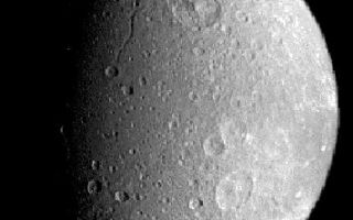 Saturne_Dione_Avant.jpg