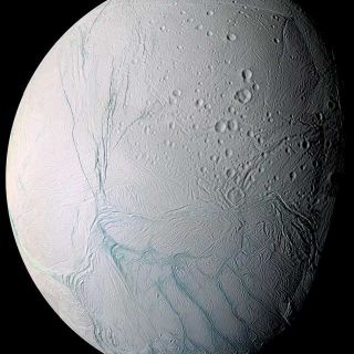 Saturne_Encelade_5.jpg