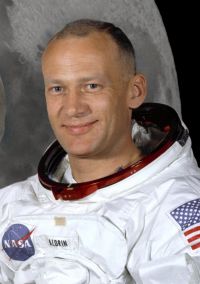 Agrandir l'image de Buzz Aldrin