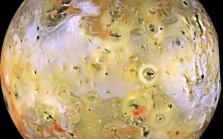 <h1>PIA00583:  High Resolution Global View of Io</h1><div class="PIA00583" lang="en" style="width:800px;text-align:left;margin:auto;background-color:#000;padding:10px;max-height:150px;overflow:auto;">Io, the most volcanic body in the solar system is seen in the highest resolution obtained to date by NASA's Galileo spacecraft. The smallest features that can be discerned are 2.5 kilometers in size. There are rugged mountains several kilometers high, layered materials forming plateaus, and many irregular depressions called volcanic calderas. Several of the dark, flow-like features correspond to hot spots, and may be active lava flows. There are no landforms resembling impact craters, as the volcanism covers the surface with new deposits much more rapidly than the flux of comets and asteroids can create large impact craters. The picture is centered on the side of Io that always faces away from Jupiter; north is to the top.<p>Color images acquired on September 7, 1996 have been merged with higher resolution images acquired on November 6, 1996 by the Solid State Imaging (CCD) system aboard NASA's Galileo spacecraft. The color is composed of data taken, at a range of 487,000 kilometers, in the near-infrared, green, and violet filters and has been enhanced to emphasize the extraordinary variations in color and brightness that characterize Io's face. The high resolution images were obtained at ranges which varied from 245,719 kilometers to 403,100 kilometers.<p>Launched in October 1989, Galileo entered orbit around Jupiter on December 7, 1995. The spacecraft's mission is to conduct detailed studies of the giant planet, its largest moons and the Jovian magnetic environment. The Jet Propulsion Laboratory, Pasadena, CA manages the mission for NASA's Office of Space Science, Washington, DC.<p>This image and other images and data received from Galileo are posted on the World Wide Web, on the Galileo mission home page at URL http://galileo.jpl.nasa.gov. Background information and educational context for the images can be found at <a href="http://www2.jpl.nasa.gov/galileo/sepo/" target="_blank">http://www.jpl.nasa.gov/galileo/sepo</a>..<br /><br /><a href="http://photojournal.jpl.nasa.gov/catalog/PIA00583" onclick="window.open(this.href); return false;" title="Voir l'image 	 PIA00583:  High Resolution Global View of Io	  sur le site de la NASA">Voir l'image 	 PIA00583:  High Resolution Global View of Io	  sur le site de la NASA.</a></div>
