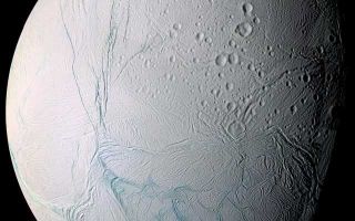 Saturne_Encelade_5.jpg
